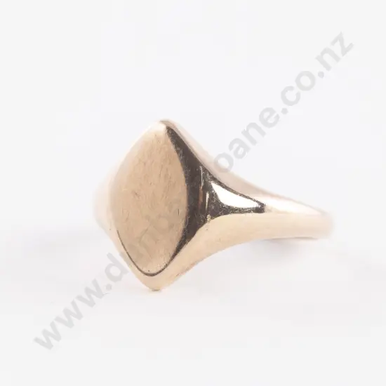 9ct Oval Signet Ring