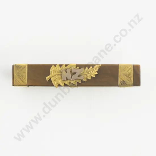 9ct Gold Mounted 'NZ' Tiger Eye Bar Brooch