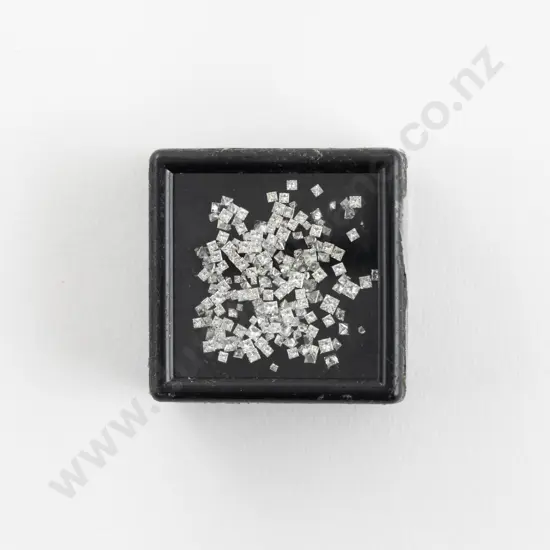 Quantity of Unmounted Diamonds