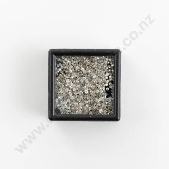 Quantity of Unmounted Diamonds