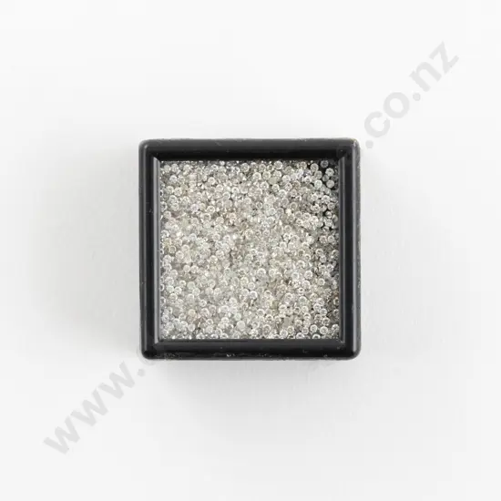 Quantity of Unmounted Diamonds