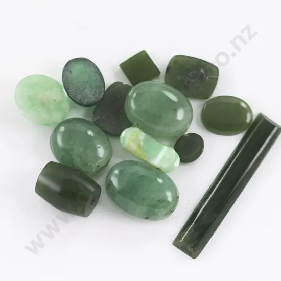 Quantity of Unmounted Chrysoprase and Greenstone