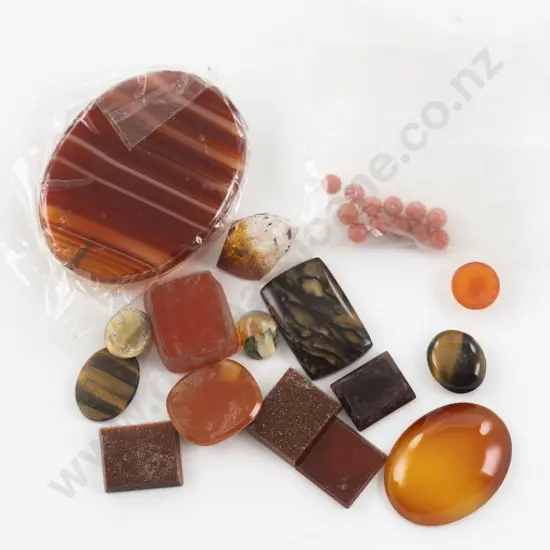 Quantity of Various Unmounted Stones and Oval Carnelian Panel