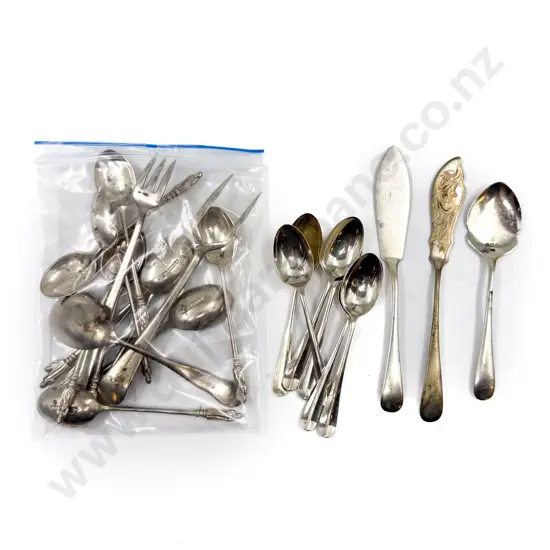 Set Six S/S Coffee Spoons Two Butter Knives and Jam Spoons with S/Plate Apostle Spoons