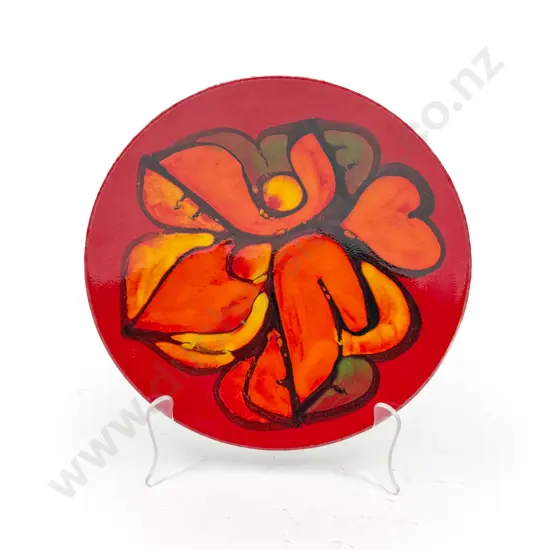 Poole Delphis Charger