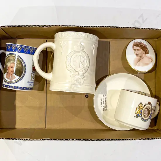 Musical Edward VIII Mug & Other Royal China