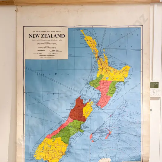 Philips Smaller School Room Map of New Zealand