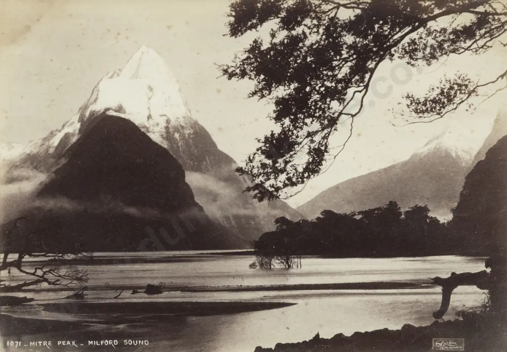 Burton Brothers - Mitre Peak - Milford Sound & Other Image 1++