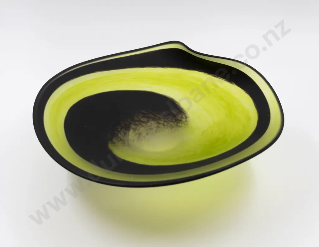 De Flute Rotorua NZ Frosted Glass Footed Table Dish Image 1++