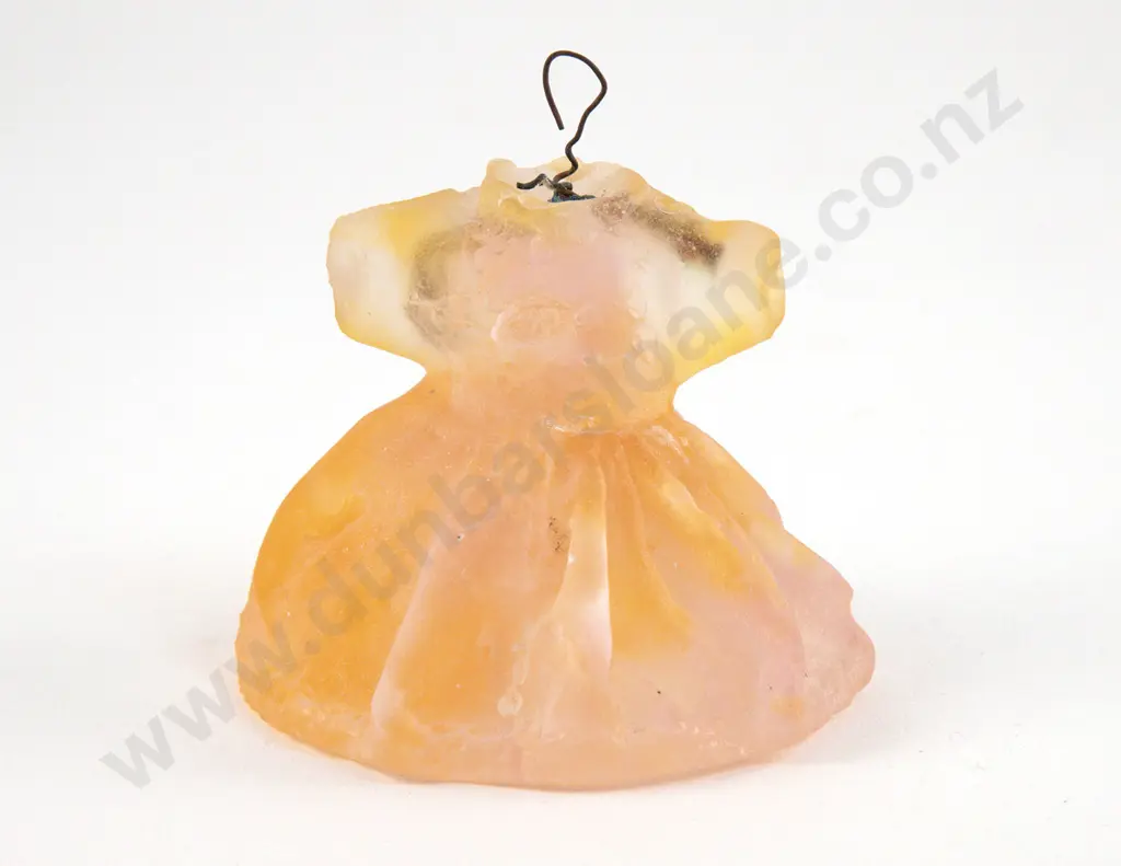 Carmen Simmonds Cast Glass Dress Form Image 1++