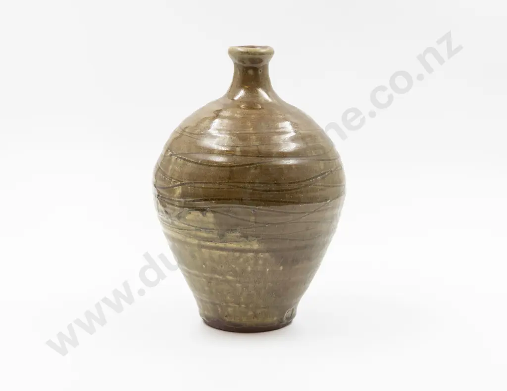 Mirek Smisek Vase Image 1++