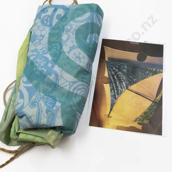 Douglas Chowns - The Long White Cloud