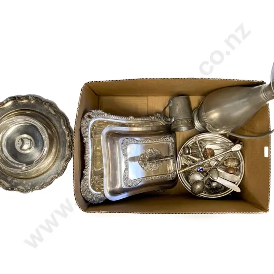 Quantity of Assorted S/P including cutlery