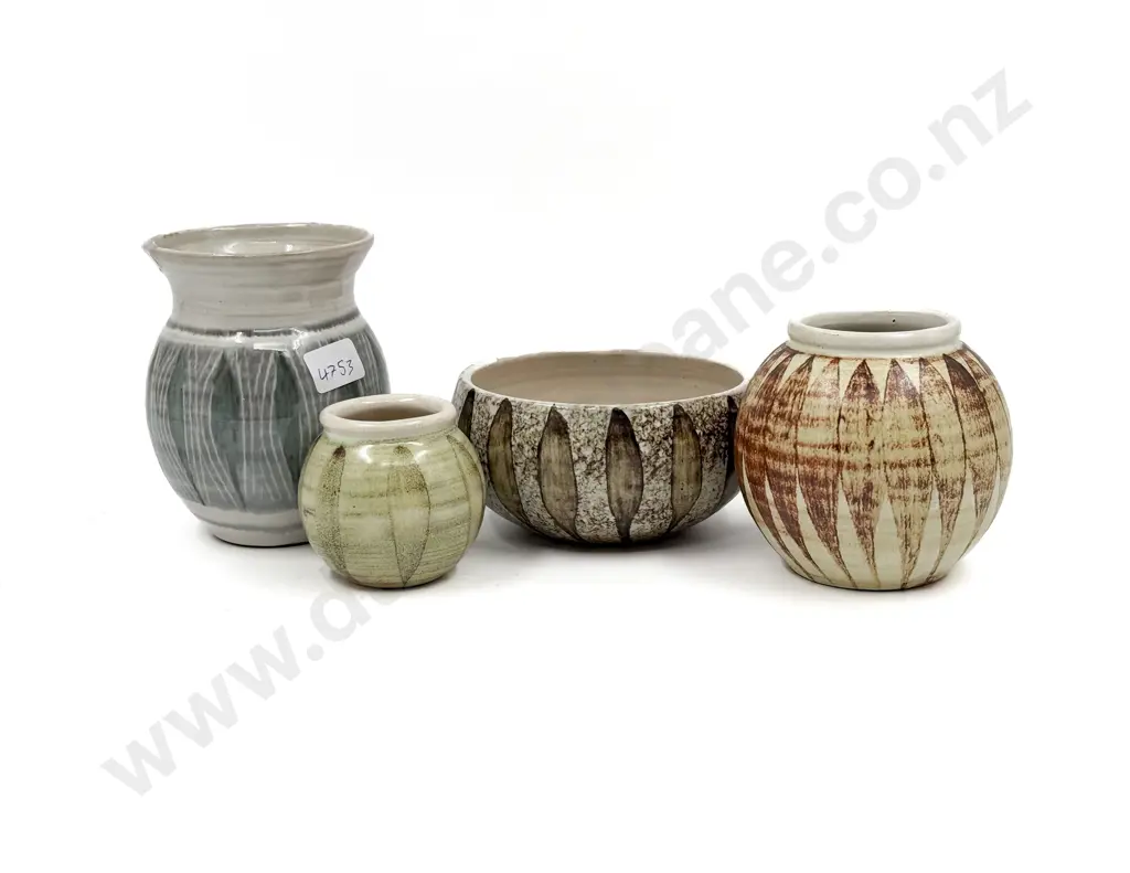 Four Pieces of Hanmer Pottery Image 1++