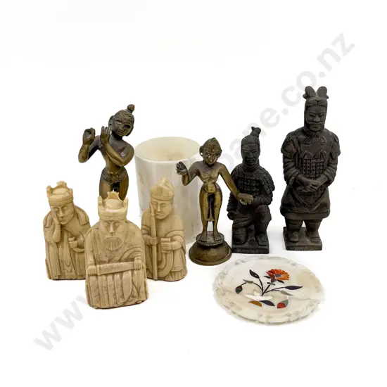 Quantity of Assorted Figures & Ornaments