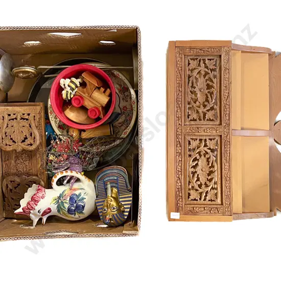 Quantity of Assorted Decorative Homewares incl Book Rest