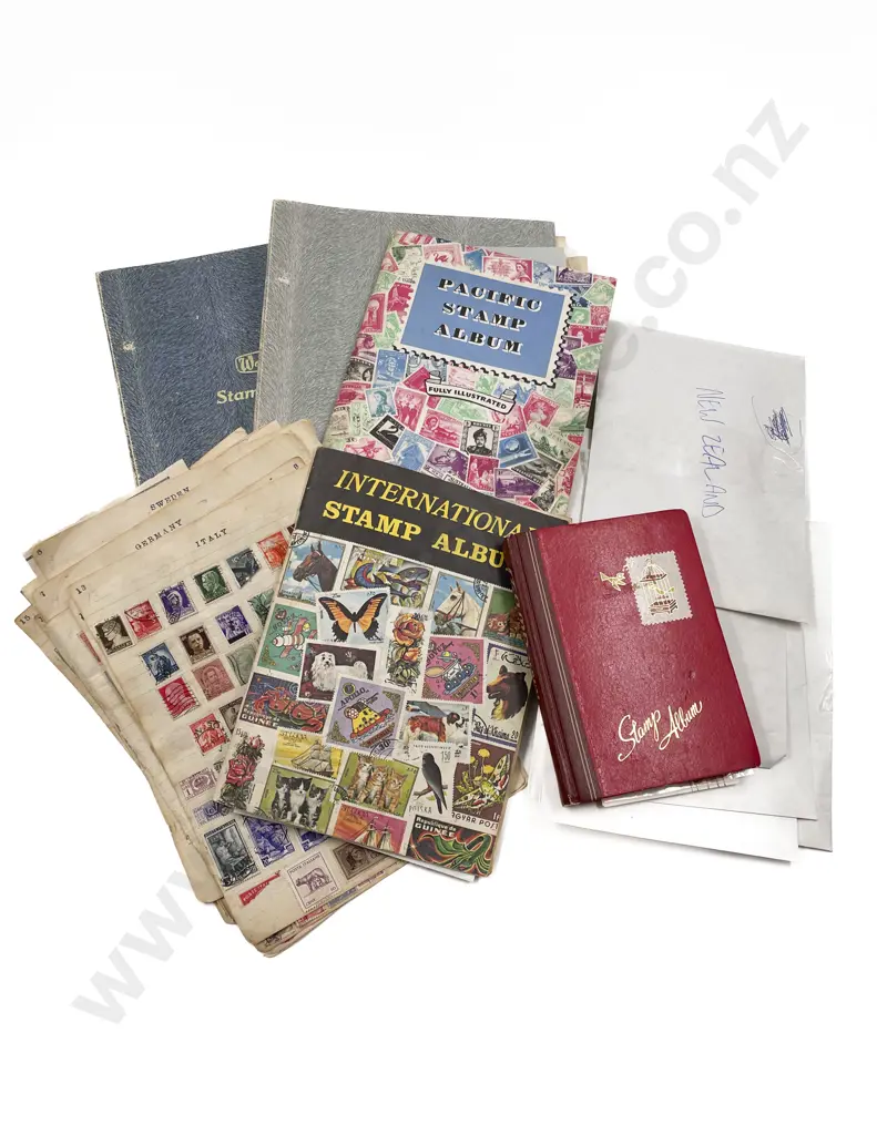Quantity Loose Semi Sorted Vintage Album Pages World Stamps Image 1++