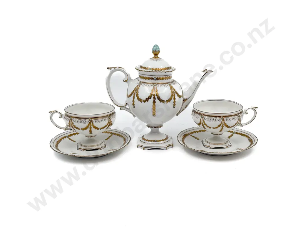 Fancy China Teapot & Pair of Cups & Saucers Image 1++