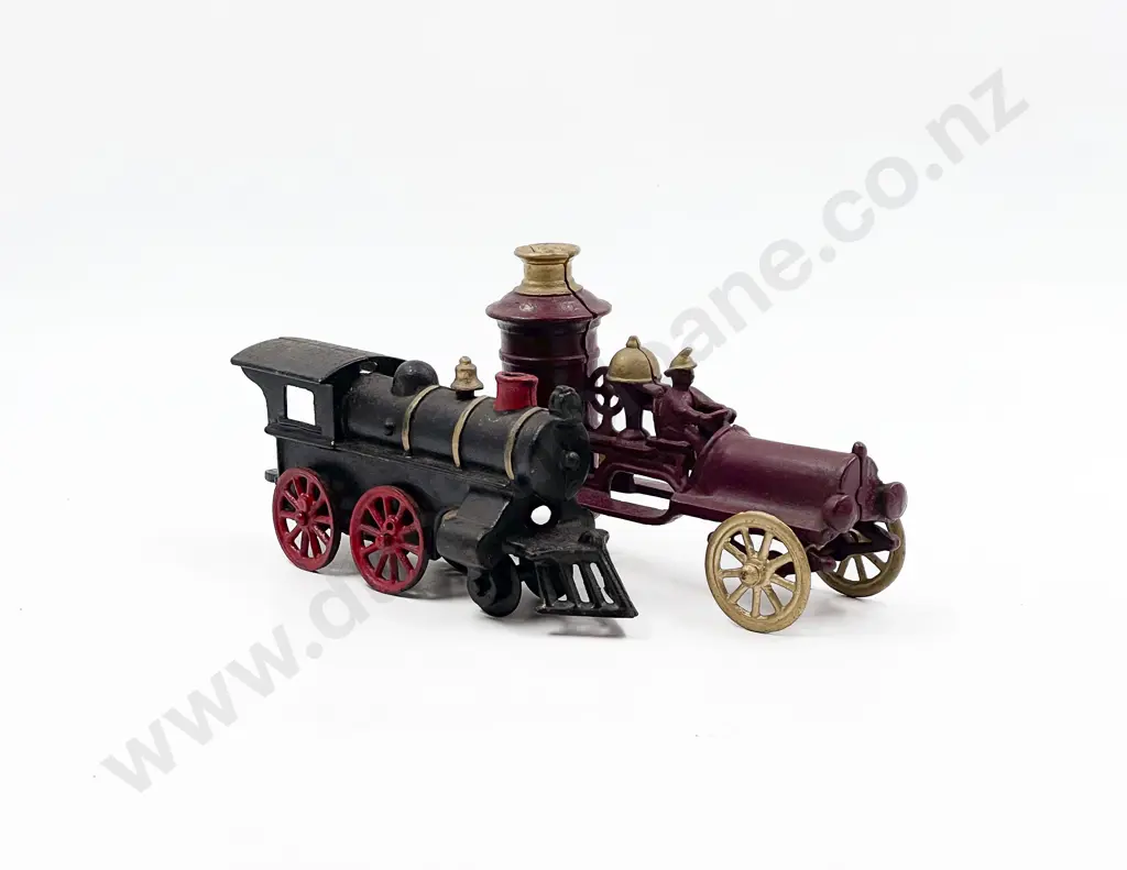 Two Vintage Cast Metal Trains Image 1++