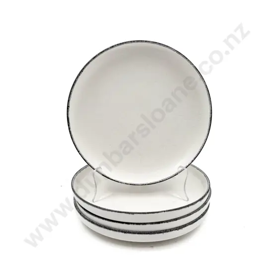 Four Annabel Langbein Home Collection Shallow Dinner Plates