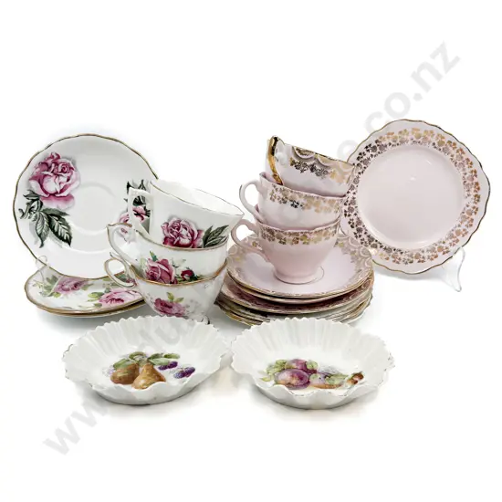 Small Quantity of Assorted Fancy Tea China