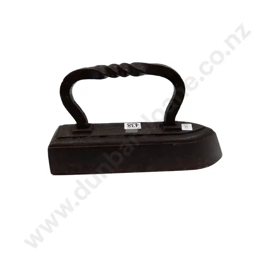 Heavy Cast Metal Smoothing Iron