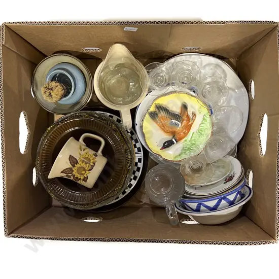 Quantity of Assorted China & Glassware etc including Crown Lynn (Faults)