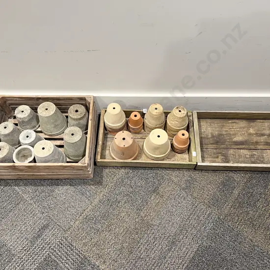 Two Trays Of Assorted Small Plant Pots