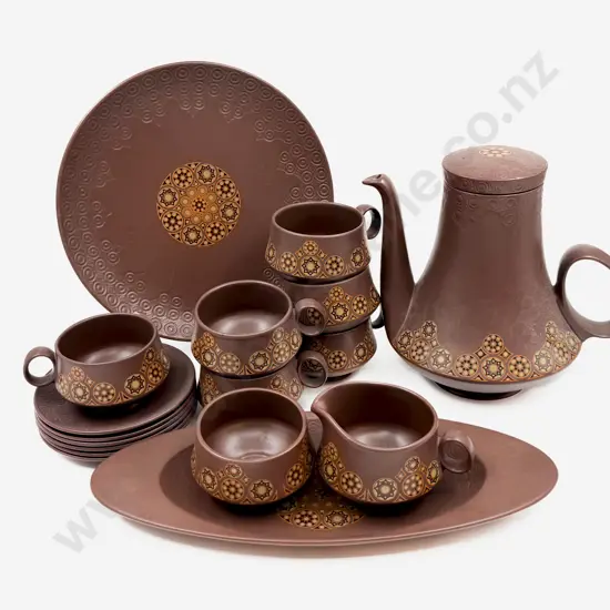 Carlton Ware Mid C20th 17 Piece Coffee Set