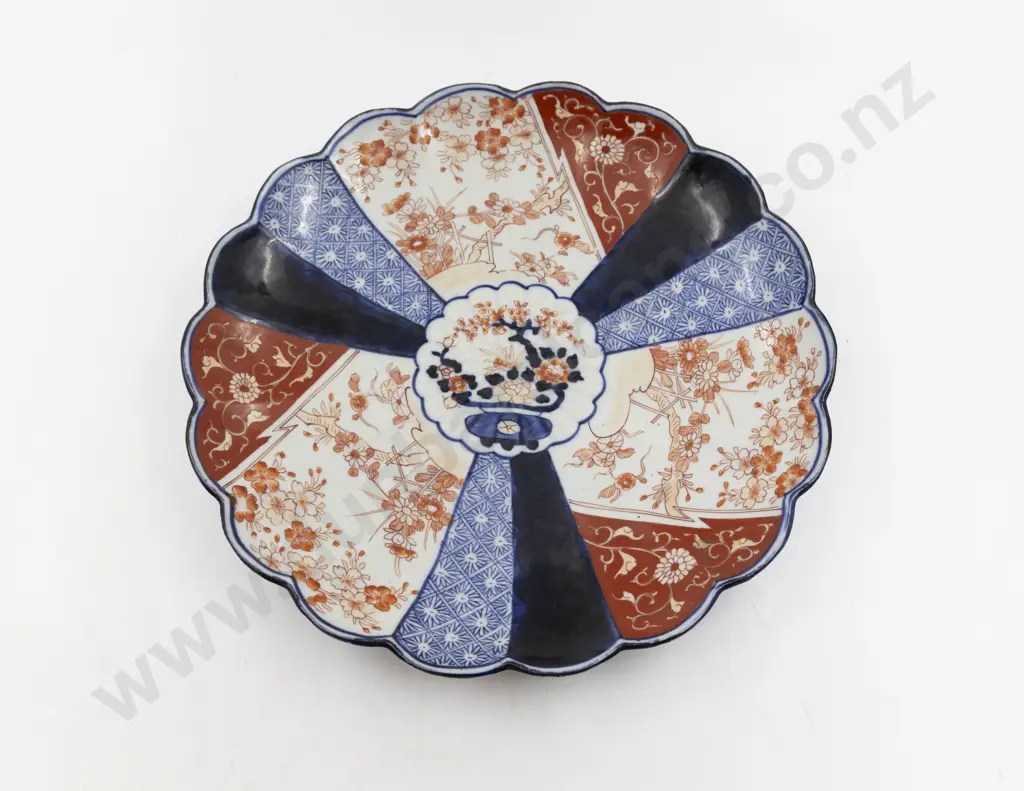 Late C19th Imari Export Ware Charger Image 1++