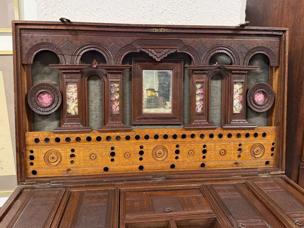 C19th Anglo Indian teak & Brass Inlaid Trunk Image 1++