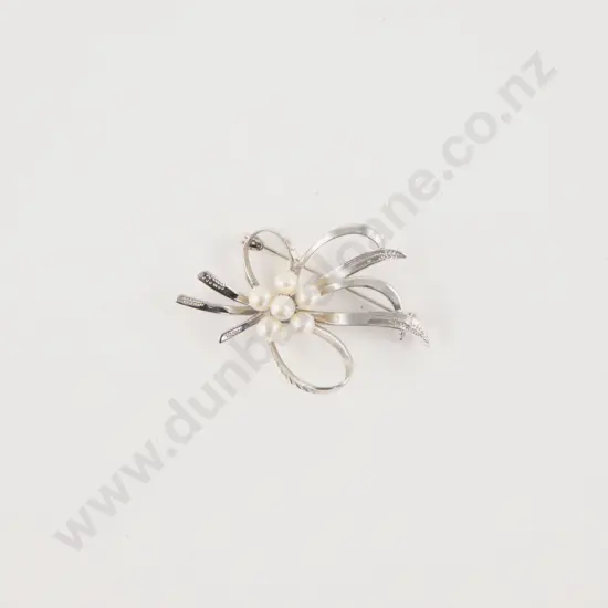 S/S Six Cultured Pearl Spray Brooch