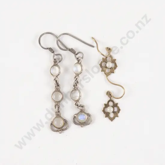 Pair 9ct Cultured Pearl Earrings