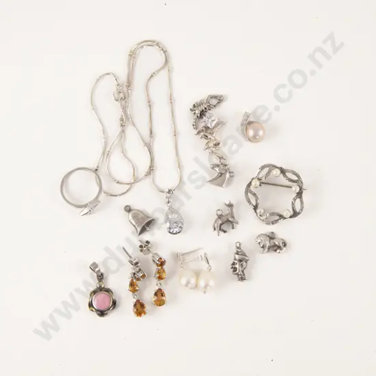 Collection of Assorted S/S Jewellery