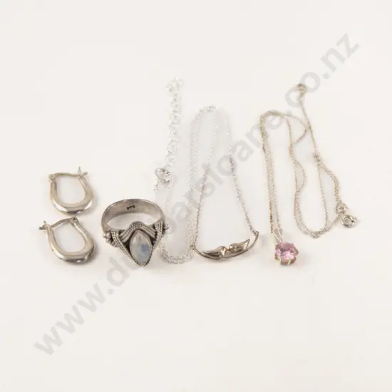 Small Collection of Assorted S/S Jewellery