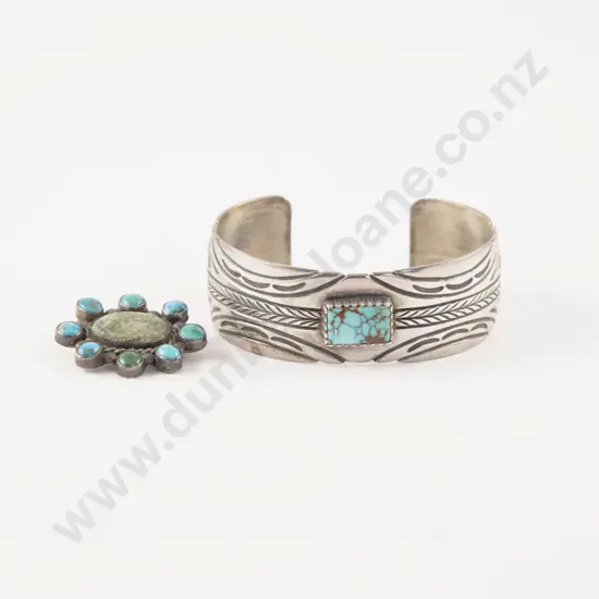 Native American S/S Turquoise Cuff Bangle