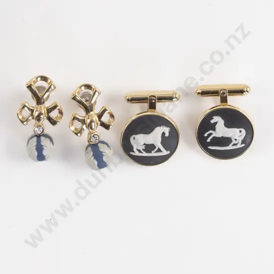 Wedgwood Gold Plated Horse Cameo Cuff Links