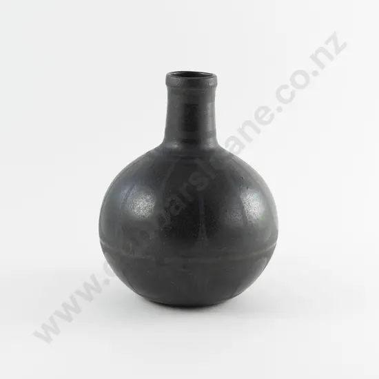 Anneke Borren Bottle Vase