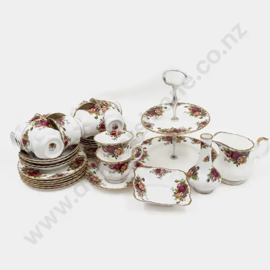 Quantity of Royal Albert "Old Country Roses" Tea China