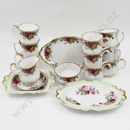 Quantity of Assorted Royal Albert