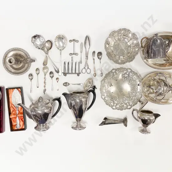 Quantity of Assorted Silver Plate