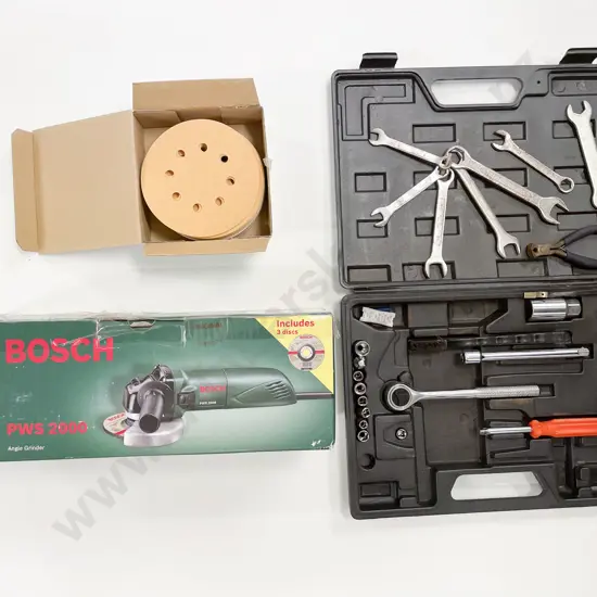 Bosch Angle Grinder together with Socket & Wrench Set (Incomplete)