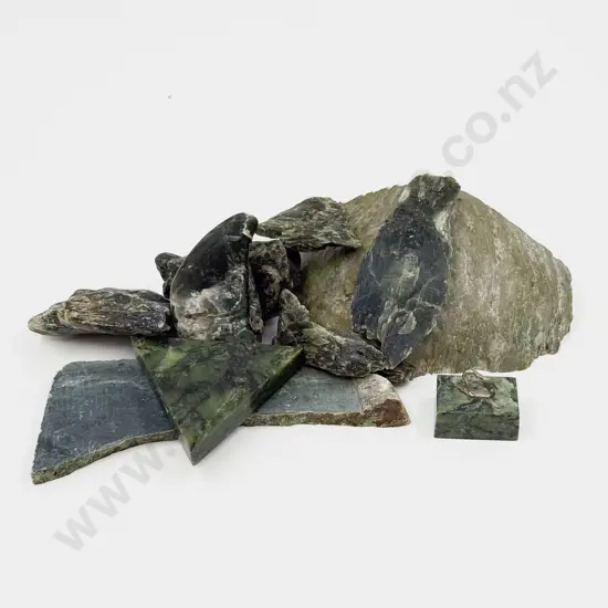 Quantity of Assorted Greenstone Pieces 1.6Kg