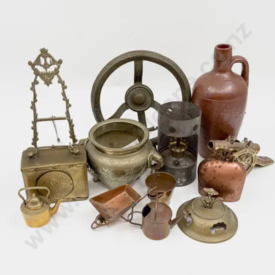 Quantity of Assorted Brass Ware etc