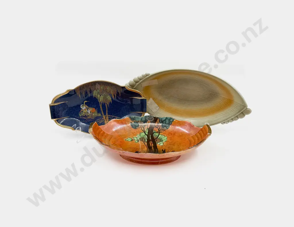 Two Carlton Ware Oval Dishes together with Shorter & Sons Oval Dish Image 1++