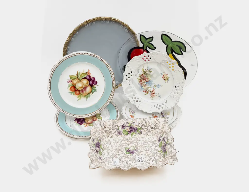 Quantity of Assorted Fancy China Plates etc Image 1++