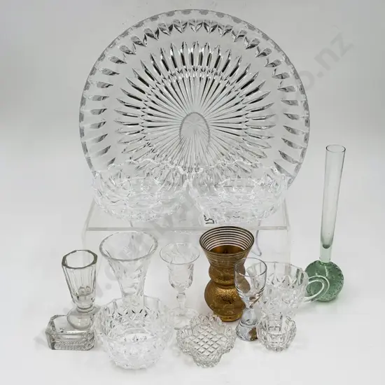 Quantity of Assorted Crystal & Glass Ware