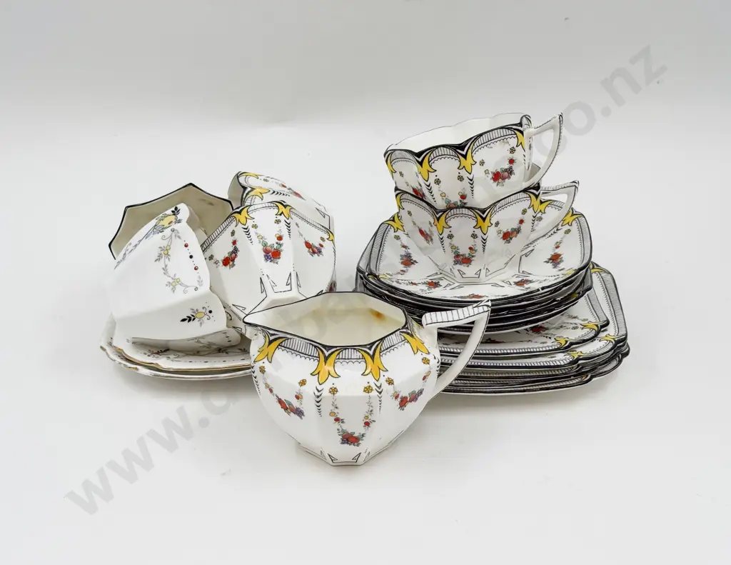 Shelley Part Teaset Image 1++
