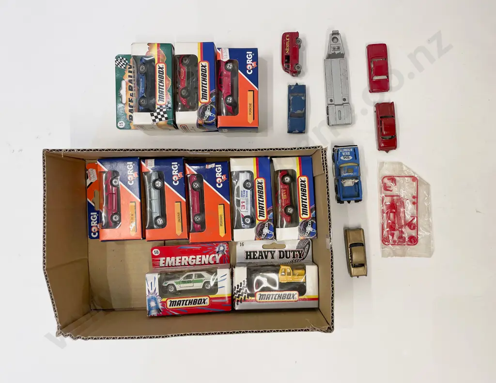 Quantity of Boxed Corgi & Matchbox Models Image 1++