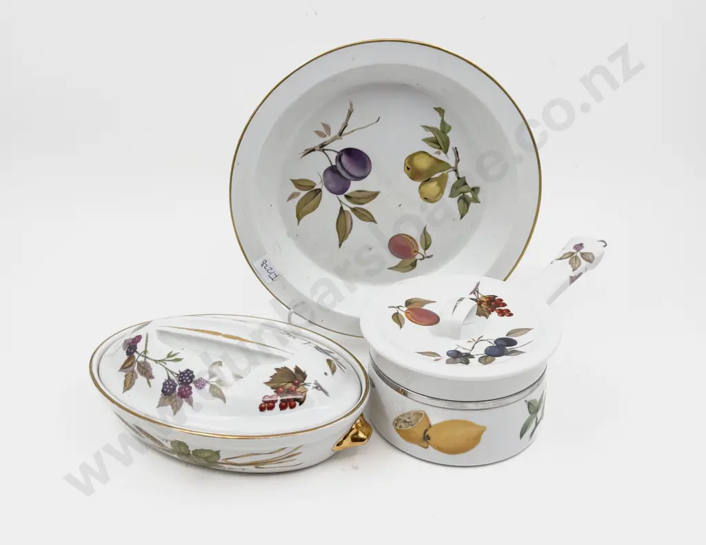 Royal Worcester Saucepan & Two Other "Evesham" Pattern Pieces Image 1++